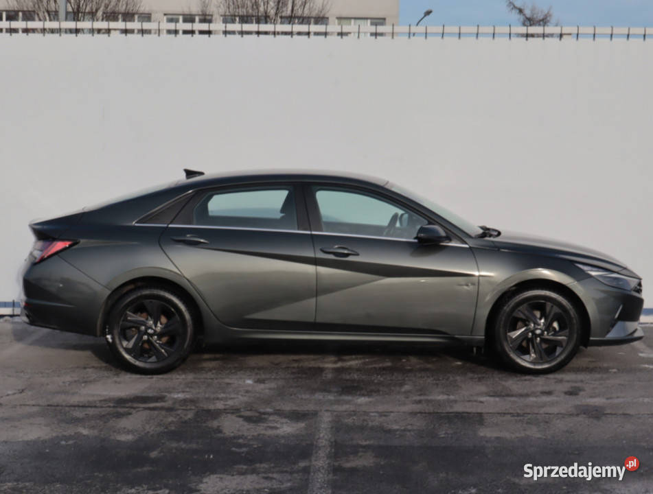 Hyundai Elantra 16 MPI gniazdo USB