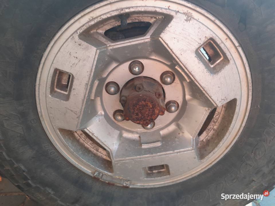 Nissan Terrano kola komplet felgi Czajków sprzedam