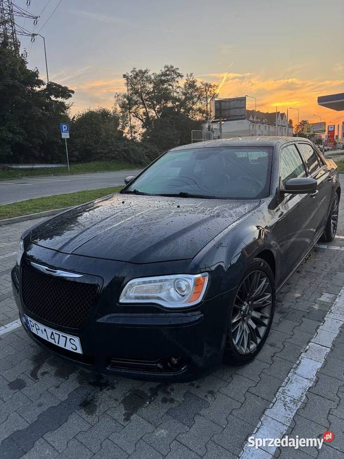 Chrysler 300c 2013 57 Johny Varvatos Limited 300C Szczecin
