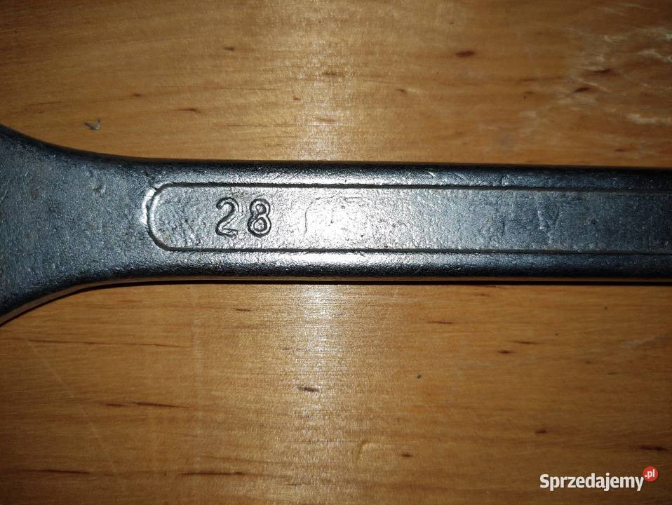 Klucz płasko oczkowy 2828 Przeworno