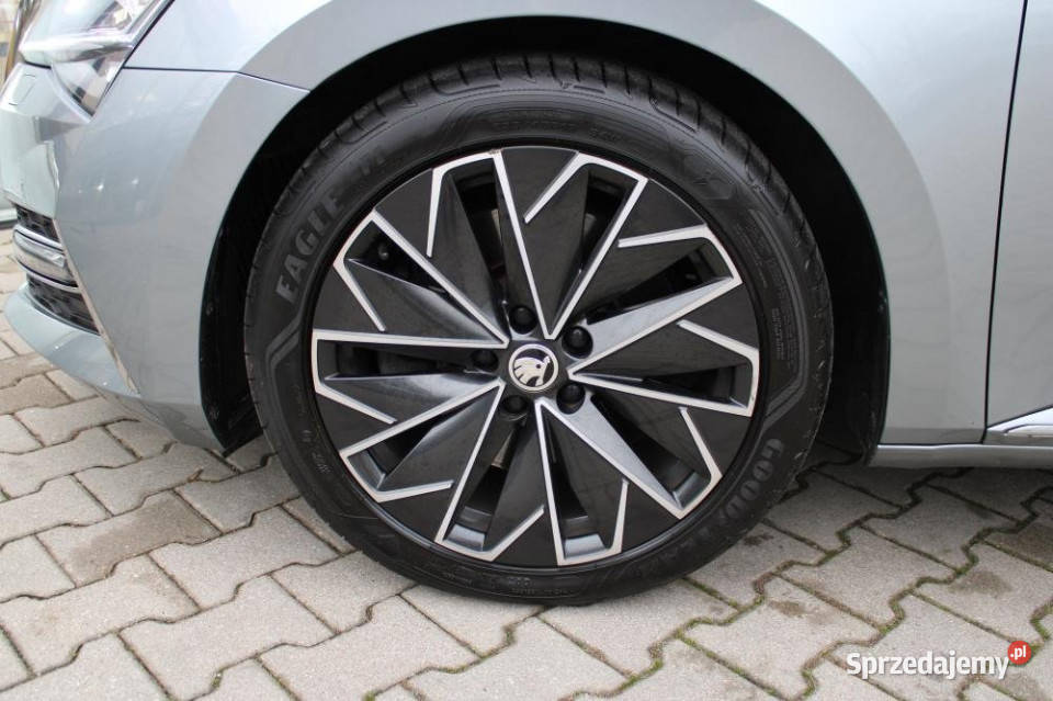 Skoda Superb 2020r FV23 1wł Salon 272 4x4 272KM Warszawa sprzedam