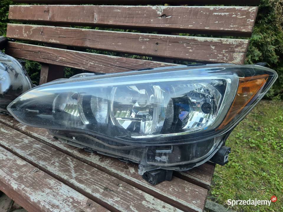 Lampy Subaru Crossttek 2022 Kraków