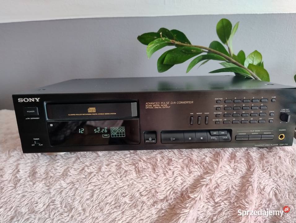 Odtwarzacz CD Sony cdp 715 z pilotem Odtwarzacze CD i MD Trzebuska