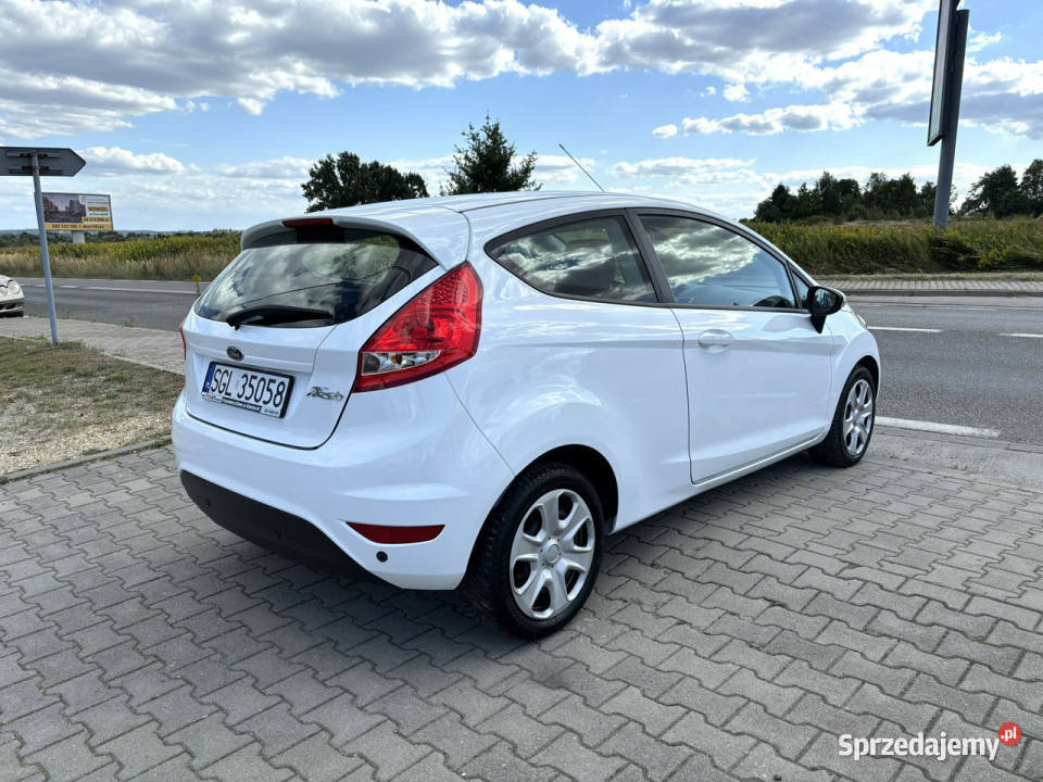 Ford Fiesta Bezwypadkowy zadbanyŚwietny silnik Fiesta Przyszowice