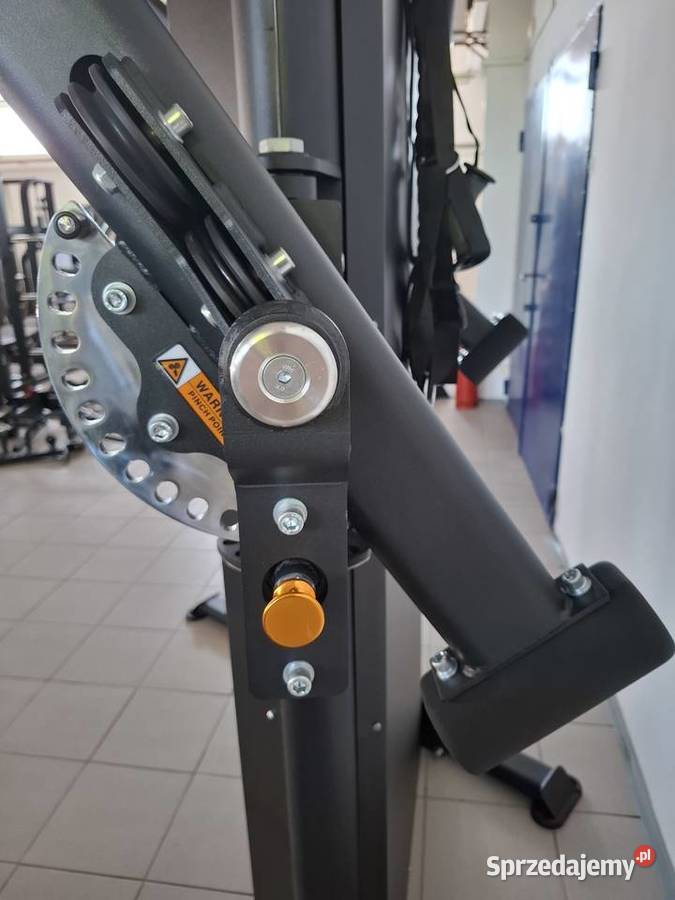 Wyciąg wielofunkcyjny dwuramienny RE8046 Wałcz