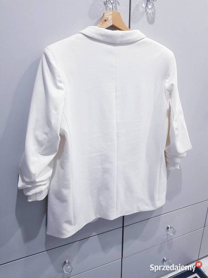 Damski biały żakiet marynarka Mohito Dąbrowa Górnicza