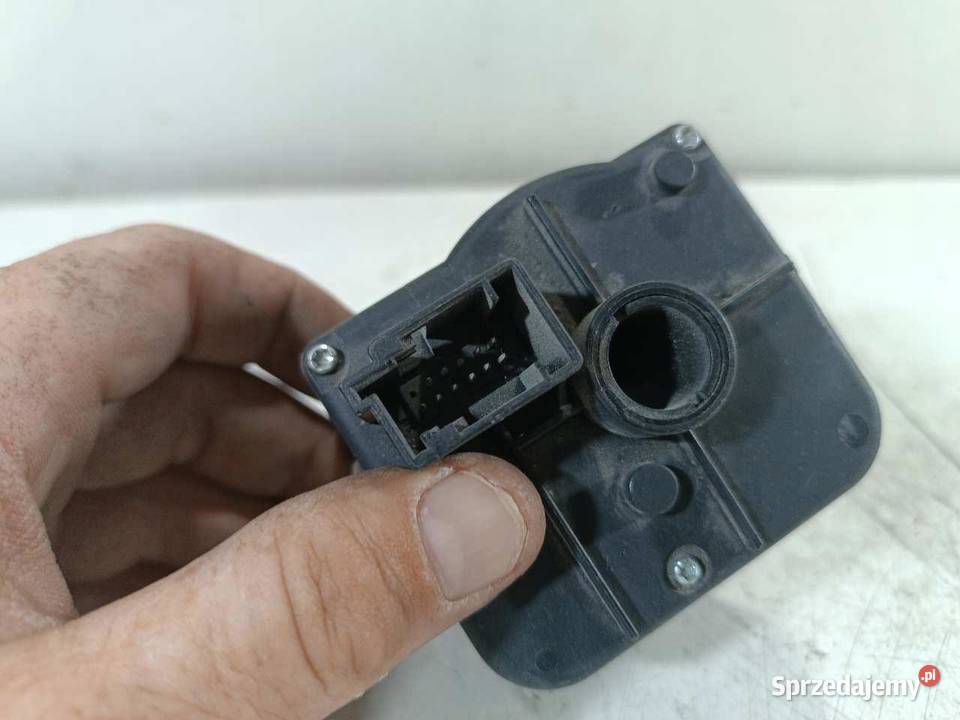 WŁĄCZNIK ŚWIATEŁ MERCEDES W245 A1695451704 Panele sterowania, przełączniki wielkopolskie