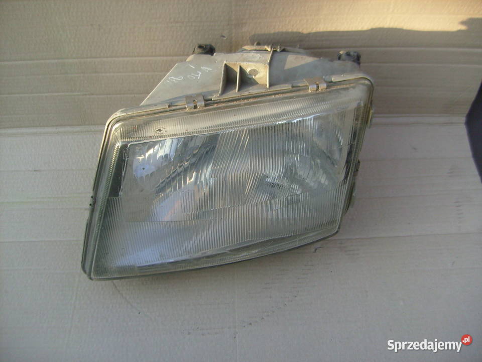 Lampa lewa przednia Mercedes Vito W638 Europa Lewe Czersk