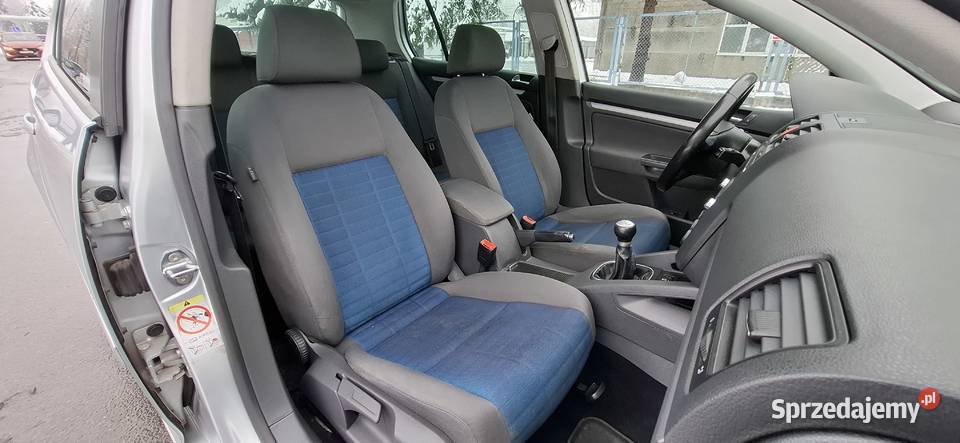 VW Golf V 2007r 16 MPI z gazem Bogata wersja komputer pokładowy sprzedam