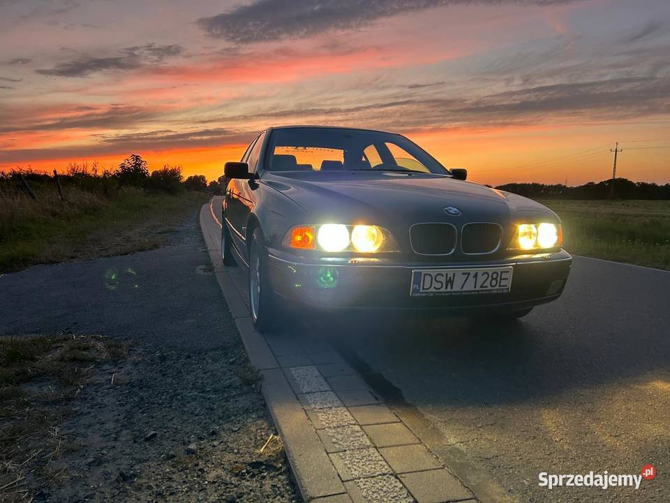 BMW 523 samochód osobowy 1998r Świdnica