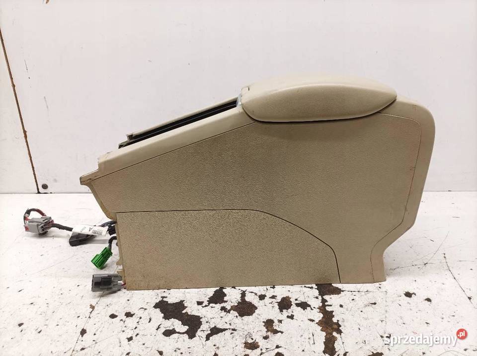 TUNEL ŚRODKOWY PODŁOKIETNIK SOFT BEIGE SKÓRA Rok produkcji 2009 Podłokietniki