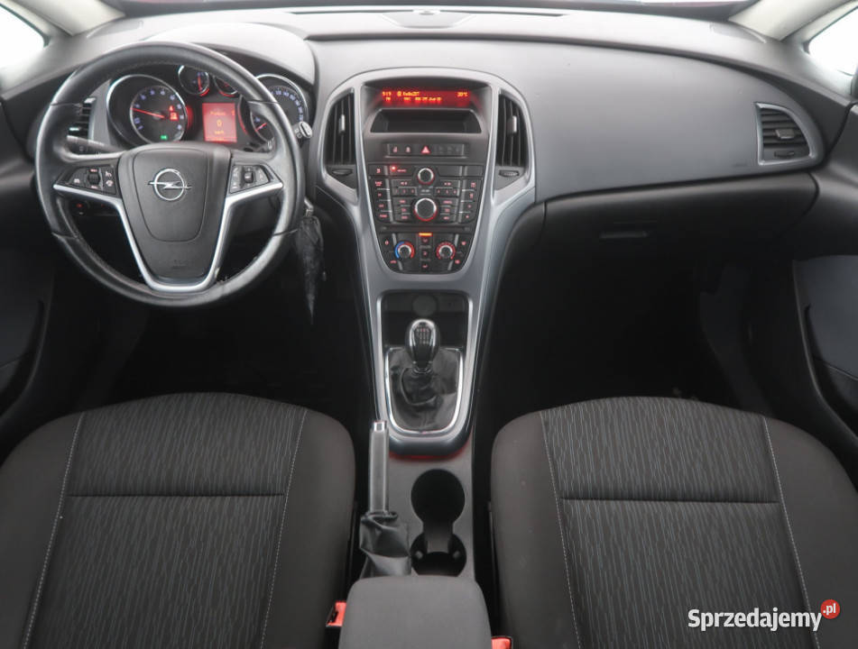 Opel Astra 14 T nieuszkodzony Astra Bielany Wrocławskie