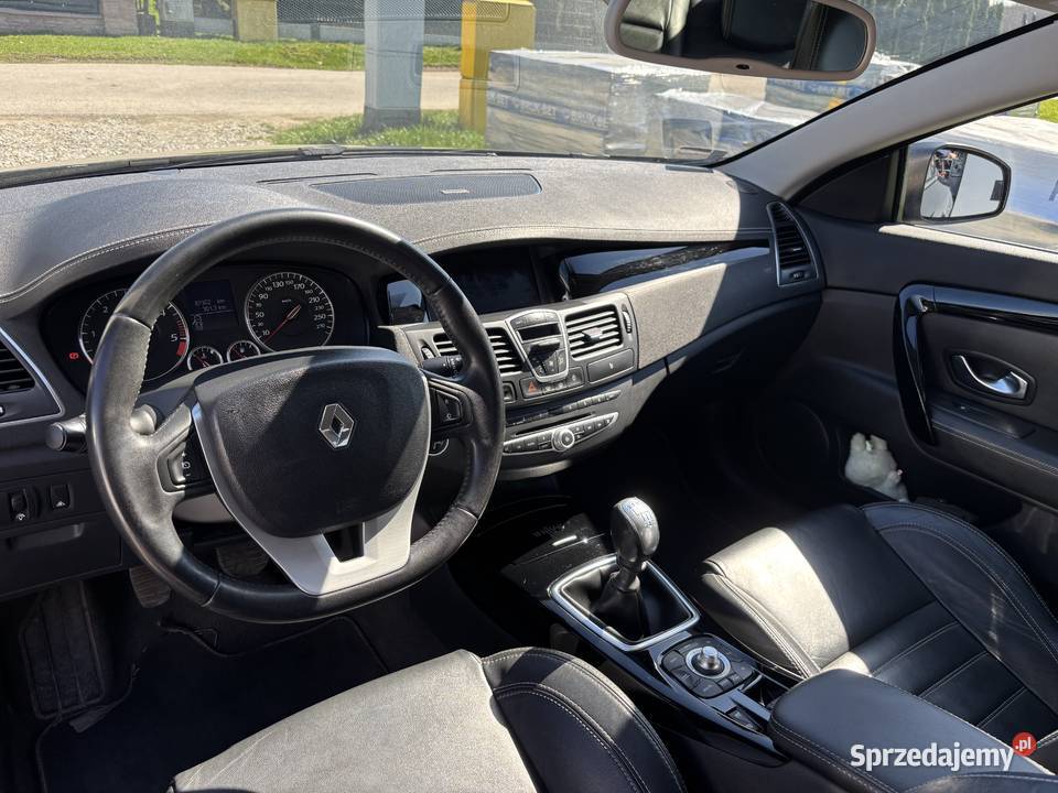 Renault Laguna III coup initiale Paris 2000cm3 Jasło