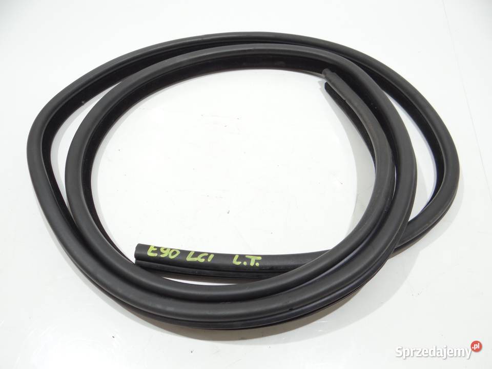 USZCZELKA DRZWI LEWY TYŁ BMW E90 LCI 7060288 osobowe lubelskie