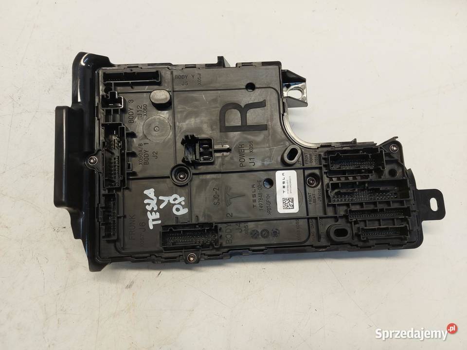 TESLA MODEL Y 2024r MODUŁ STEROWNIK KOMFORTU Komputery