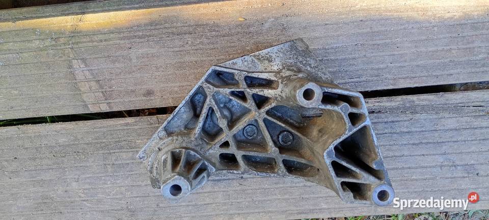 ŁAPA MOCOWANIE SILNIKA AUDI A3 8L 16 038199207H Iłownica