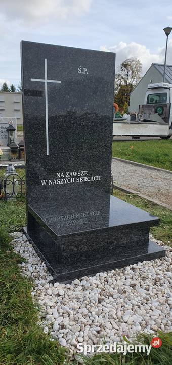 Nagrobek urnowy granit impala 70x70 w podstawie Świdnica
