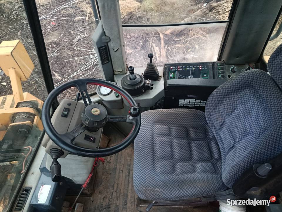 Ładowarka kołowa CASE 621B 1998r Legnica