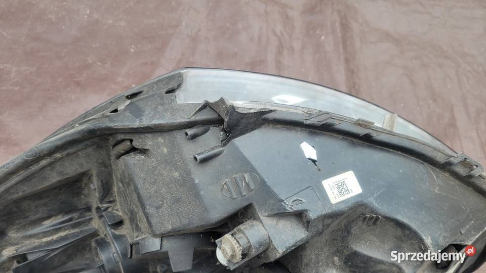 RENAULT CLIO IV 4 LAMPA PRAWA REFLEKTOR PRAWY śląskie