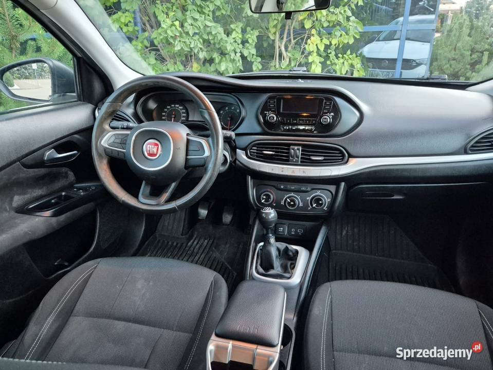 FIAT TIPO 14 benzyna LPG 2017r biały Warszawa