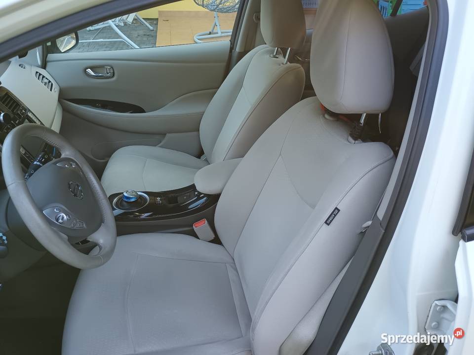 Nissan Leaf nieuszkodzony Rzeszów sprzedam