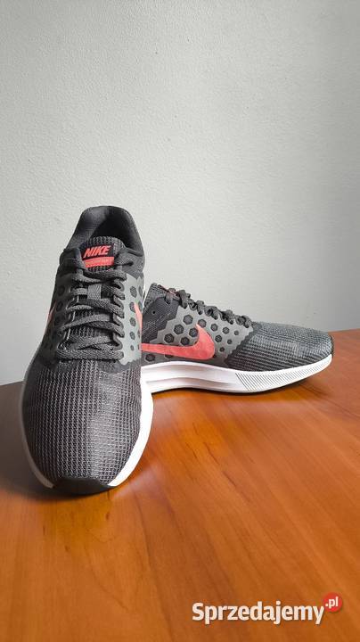 Nike szaropomarańczowe buty biegowesportowe Obuwie sportowe Tychy sprzedam