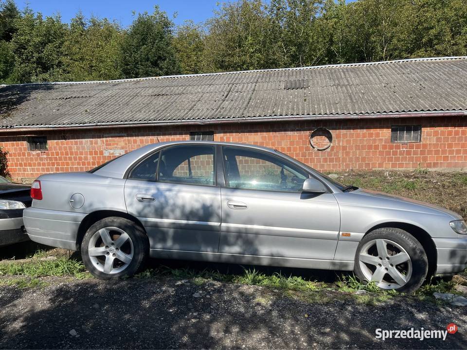 Opel Omega B lift na części.