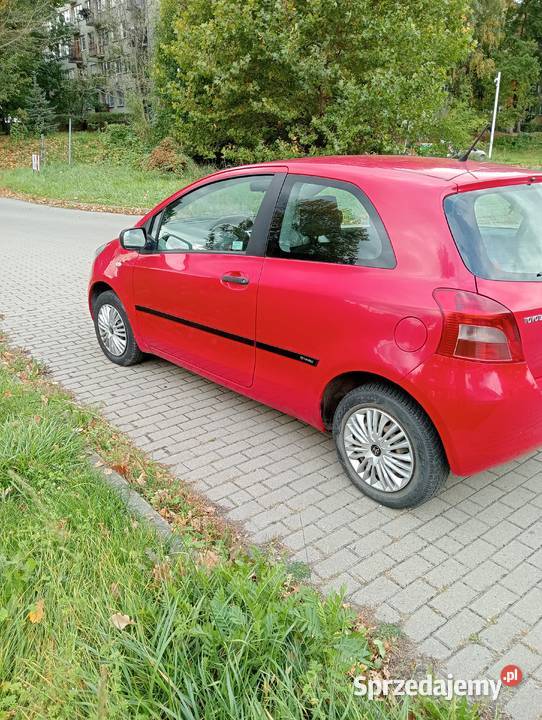 Toyota yaris 2