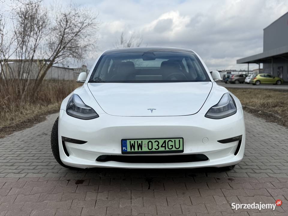 Tesla 3 wersja europejska Warszawa