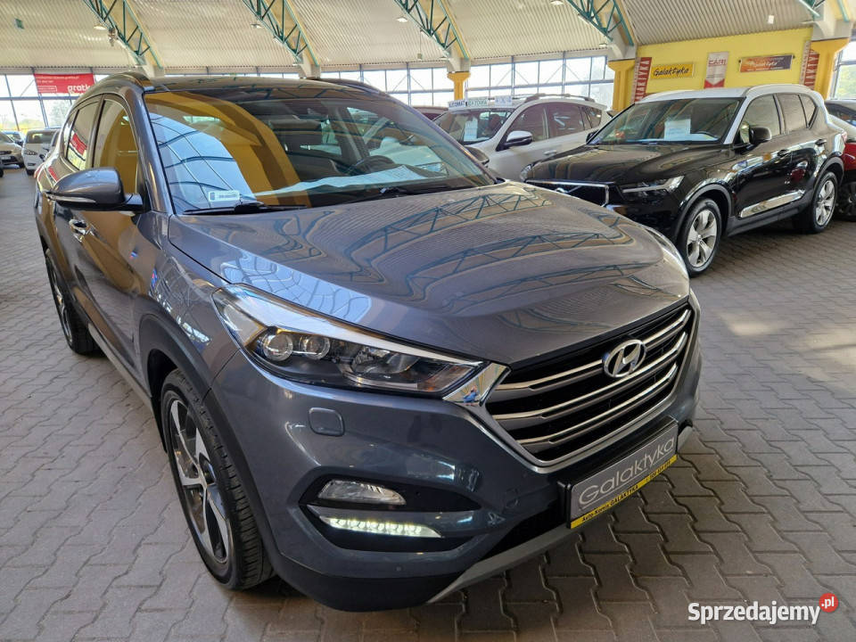 Hyundai Tucson opis W podanej Roczna Gwarancja światła LED sprzedam