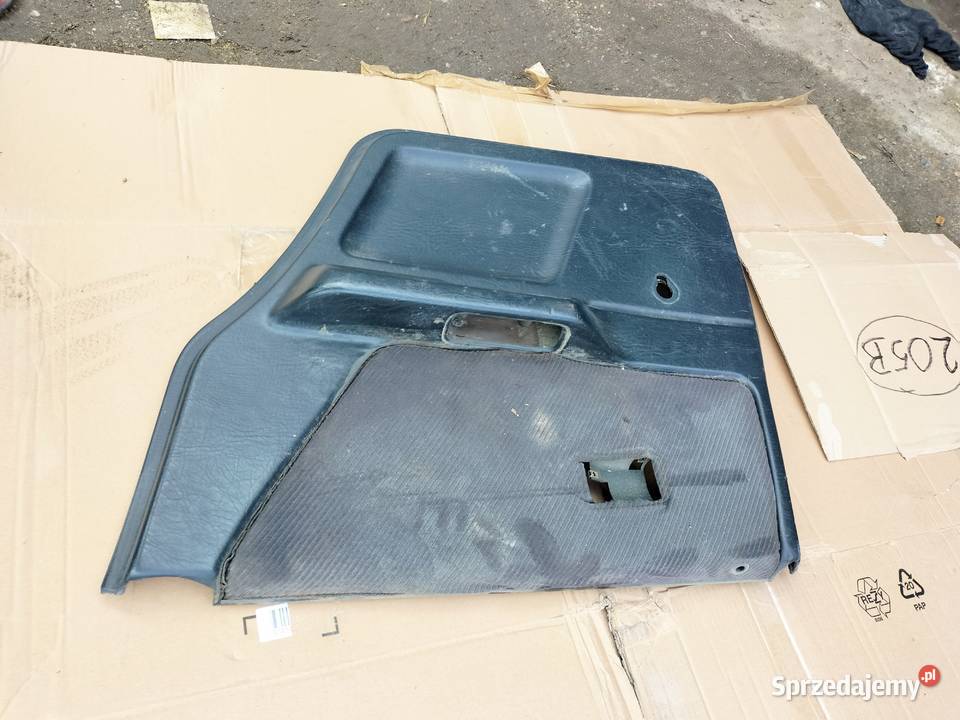 AUDI 80B3 80B4 BOCZEK DRZWI PRAWY TYŁ osobowe Kamień-Kolonia