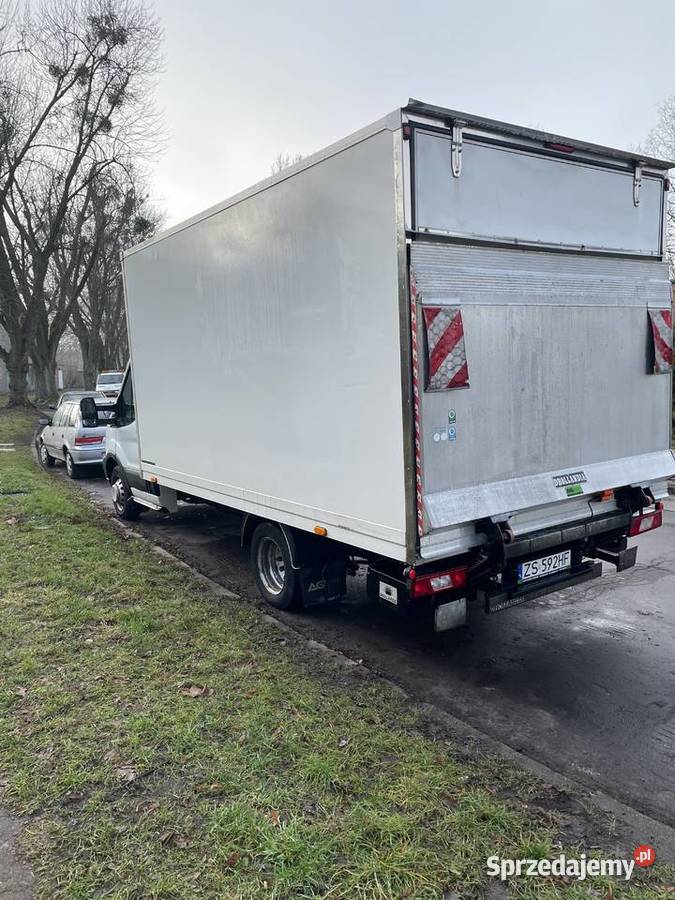 Wynajem busów z windą Łódź łódzkie wynajem auta