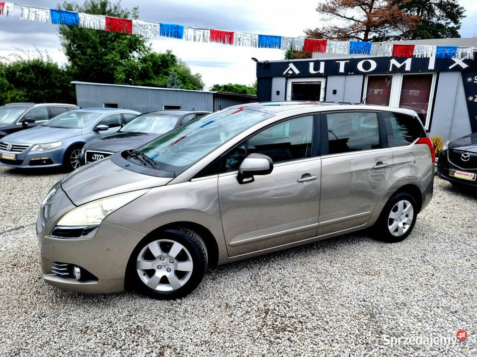 Peugeot 5008 Navi Panorama Head Up 120 16 benz Świdnica sprzedam