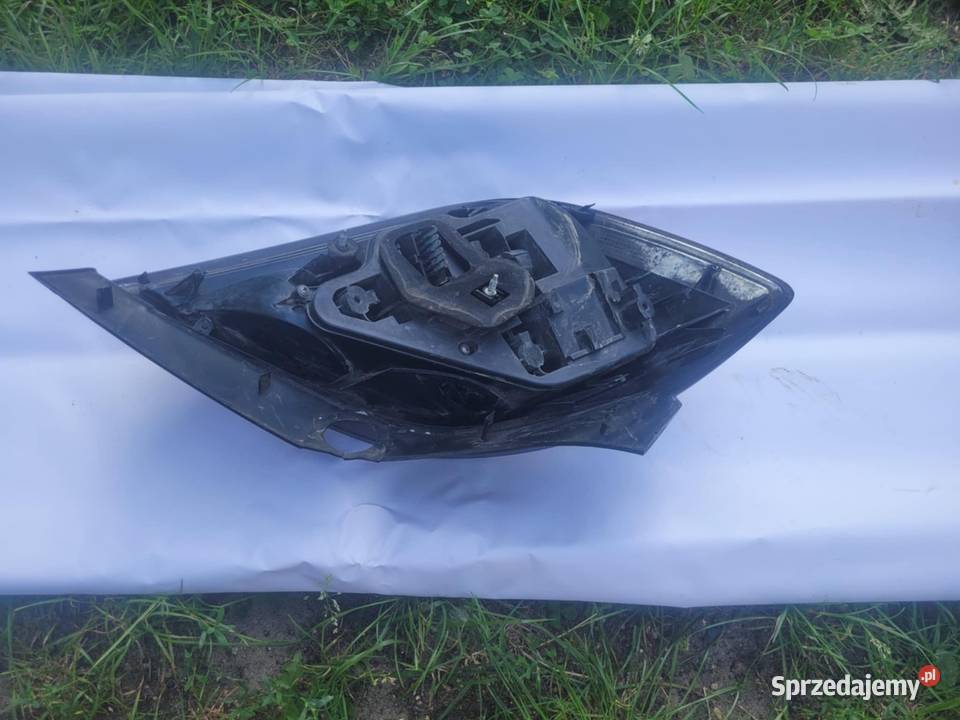 Opel Astra H lampa prawy tył osobowe łódzkie Łódź sprzedam