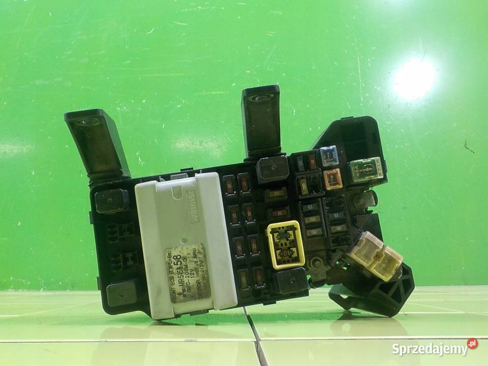 MITSUBISHI PAJERO III 35 B 01r skrzynka Suków