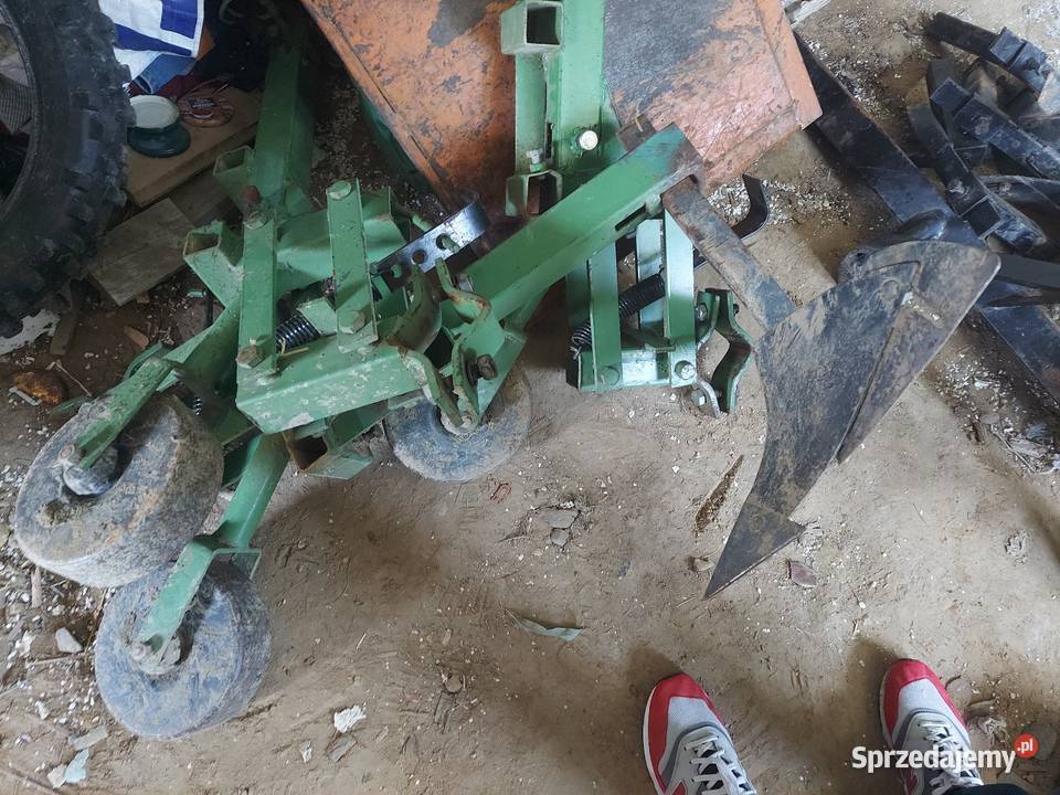 Obsypnik mini ciągnik Kubota iseki yanmar Blizne sprzedam