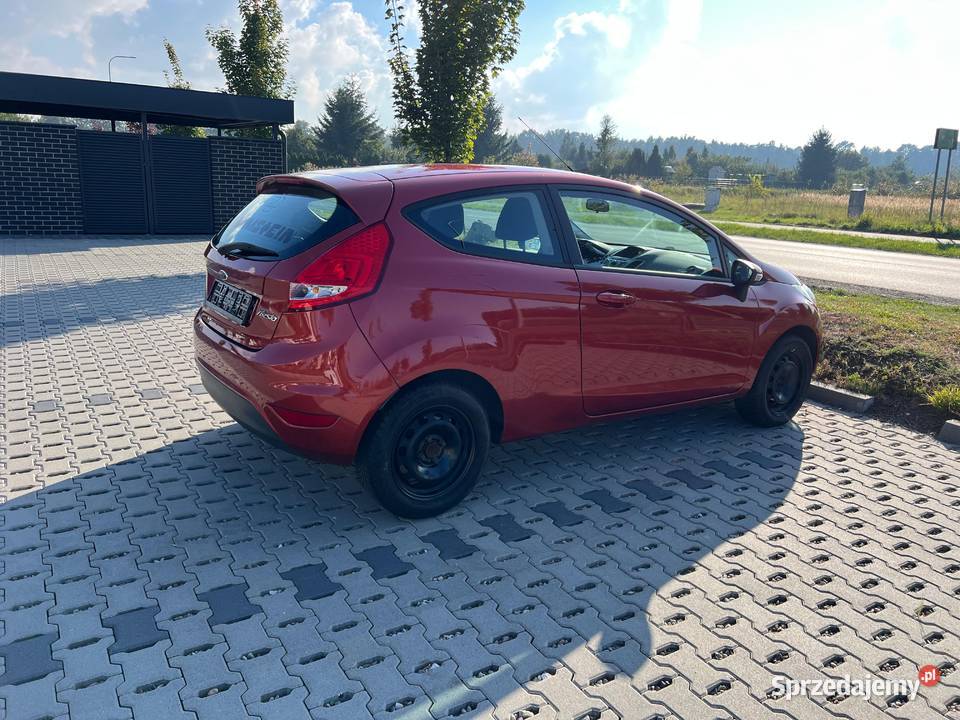 Ford Fiesta MK7 12b niski przebieg Wolsztyn