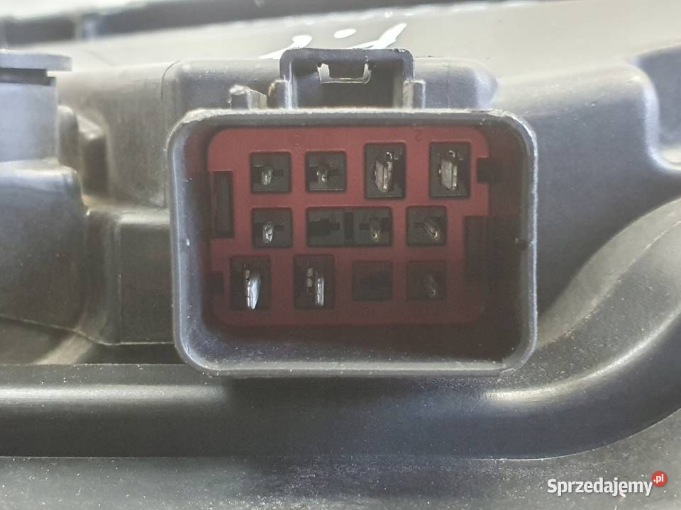 LAMPA Volvo V70 III S80 II prawa prawy przód osobowe Chełm