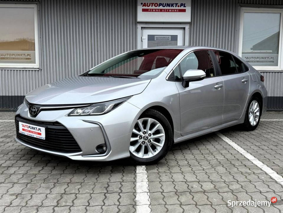 Toyota Corolla 2022r Salon Fvat 23 Bezwypadkowy Rzeszów sprzedam