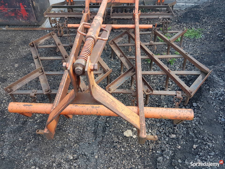 Brona uprawowa z wałkiem w stanie Wola Jachowa