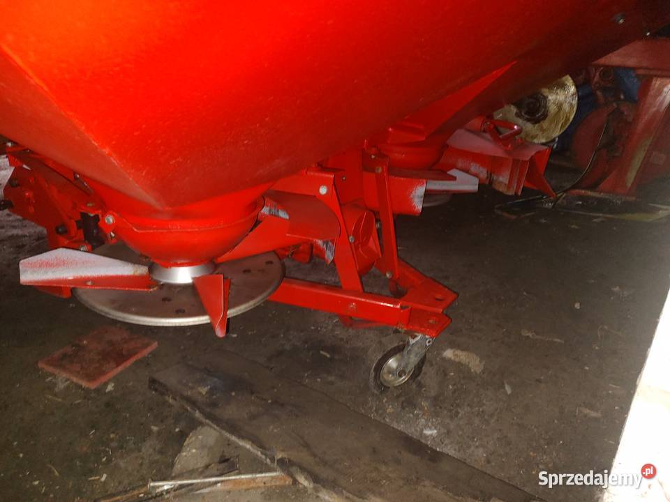 Rozsiewacz do nawozów LELY Centerliner 1200