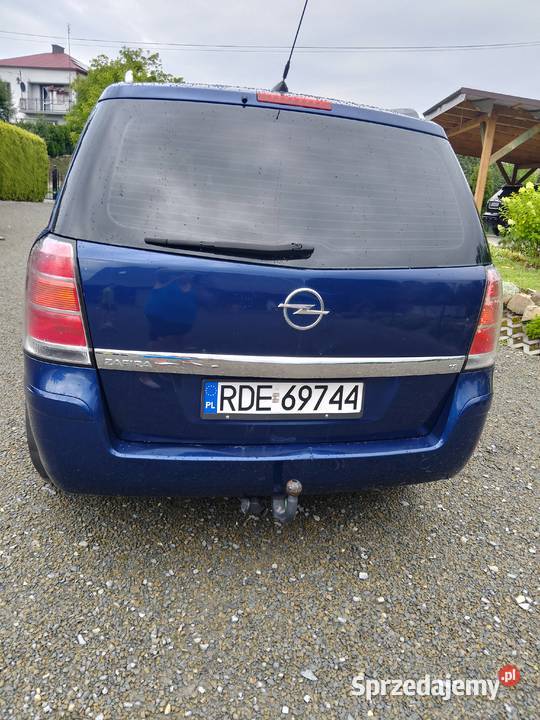 Opel Zafira Rok produkcji 2005 Roźwienica