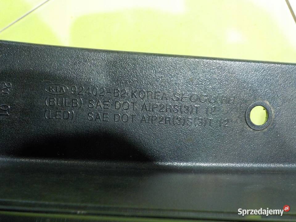 KIA SOUL II 16 CRDI 15r 5D lampa prawa tyl mazowieckie Suków