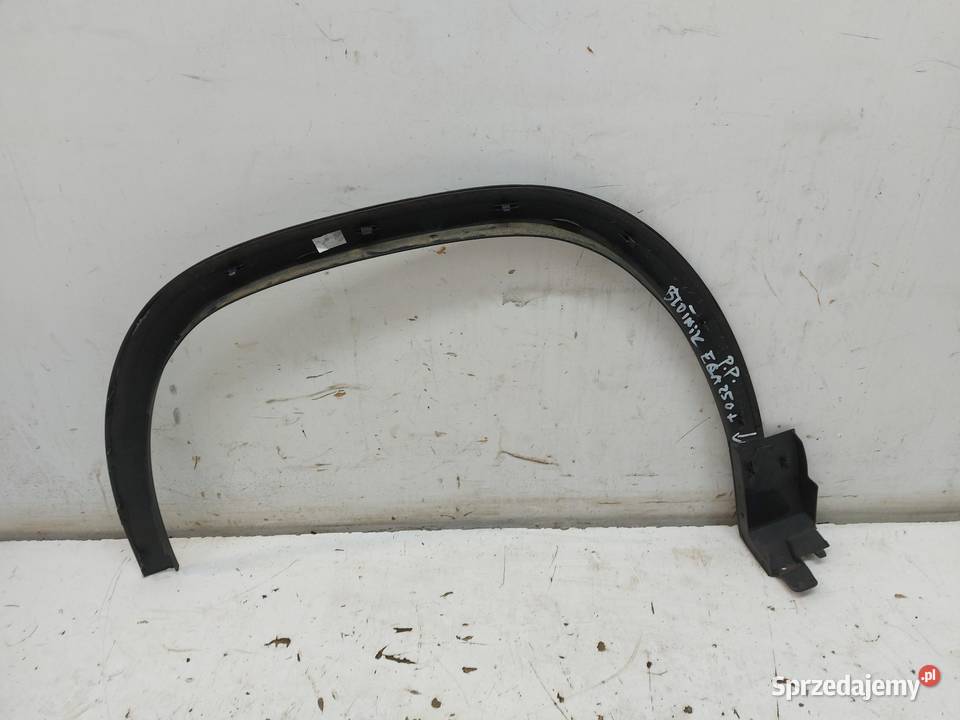 Mercedes EQA 250 W243 LISTWA NA BŁOTNIK PRAWY Listwy i nakładki