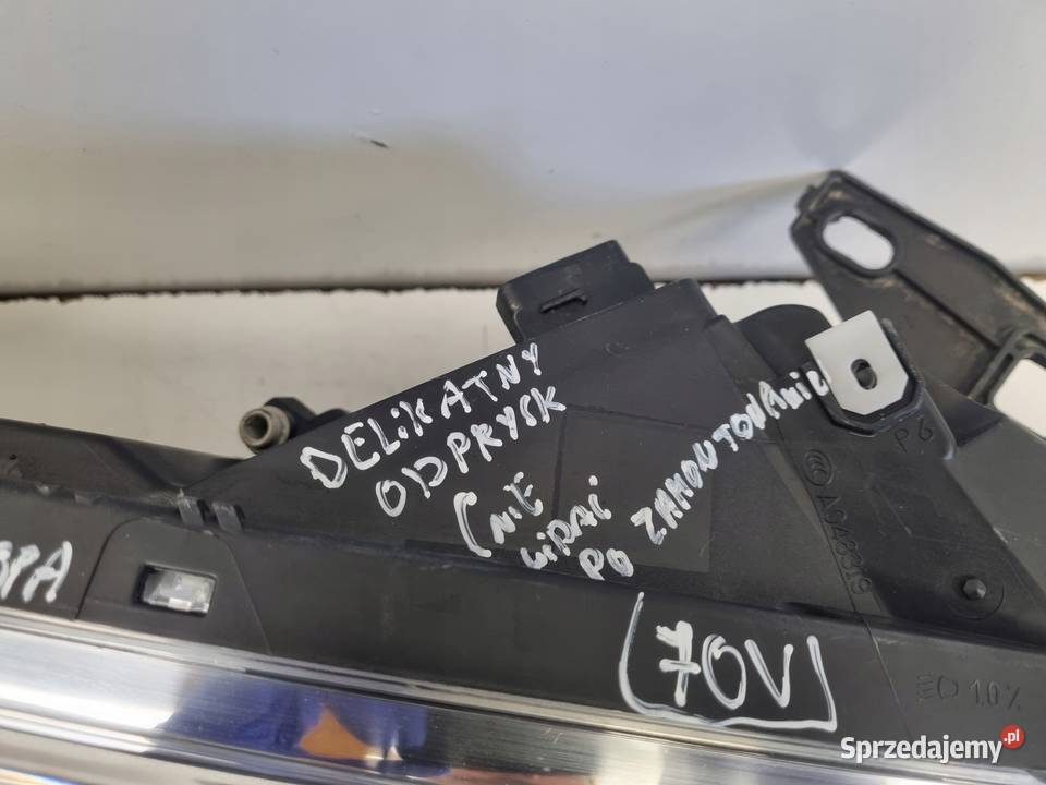 Renault Scenic III 1316r LIFT PRZEDNIA LAMPA Janów sprzedam