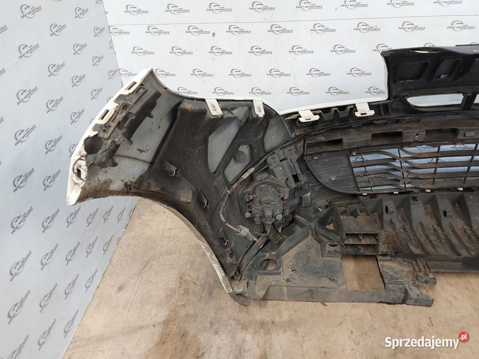 RENAULT MEGANE III 10r Zderzak przód przedni Kielce sprzedam