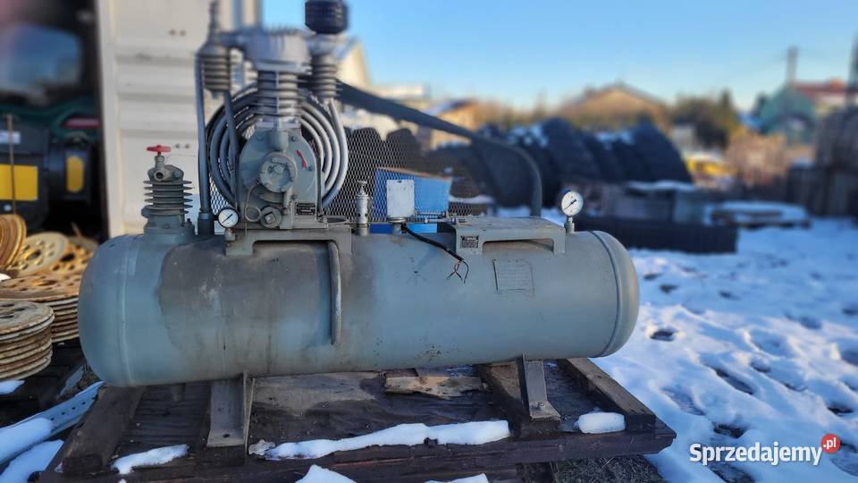 Kompresor tłokowy produkcji rosyjskiej 200 l Zaklików