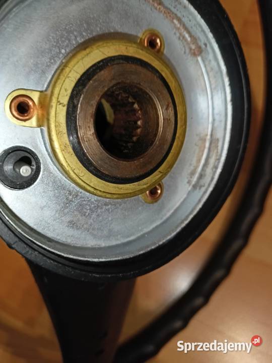 Fiat 126p Kierownica z Klaksonem FIAT Kompletna