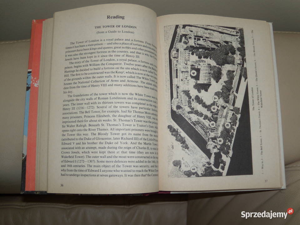 We use English Rok wydania 1989 sprzedam