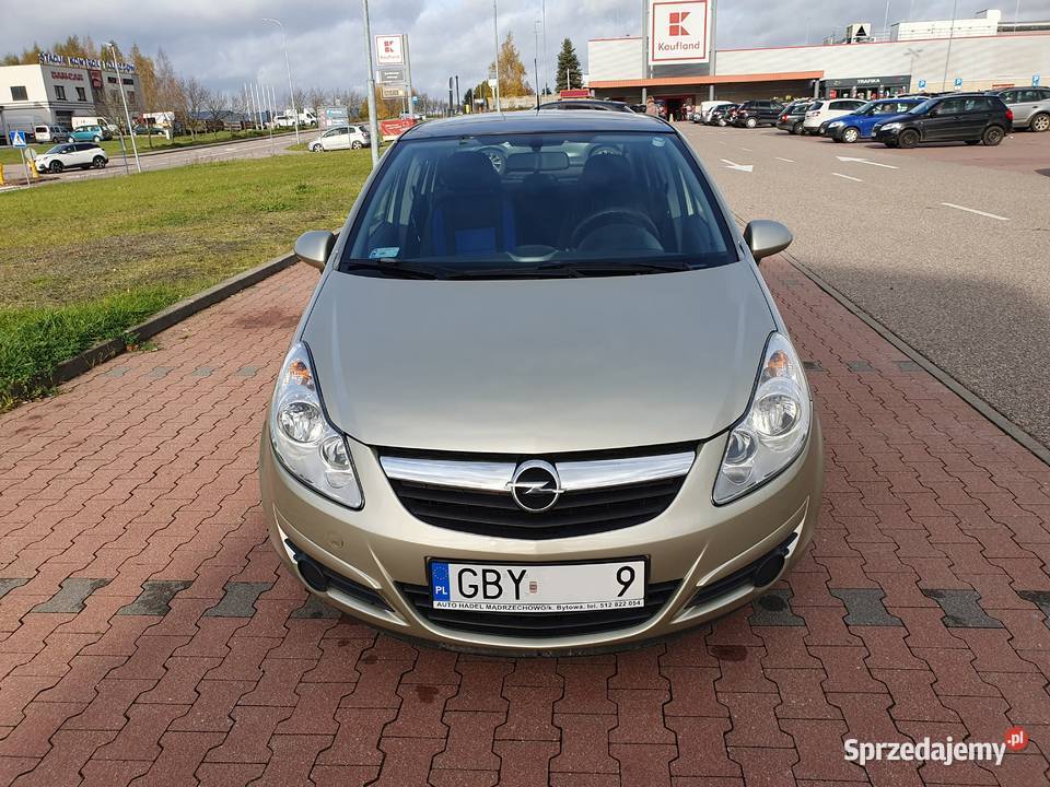 Sprzedam Opla Corsę D z silnikiem benzynowym 12 Bytów